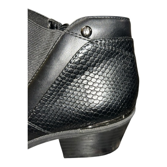 Simply Vera Vera Wang Skylark Women's Ankle Boots size 7.5 - Picture 5 of 11